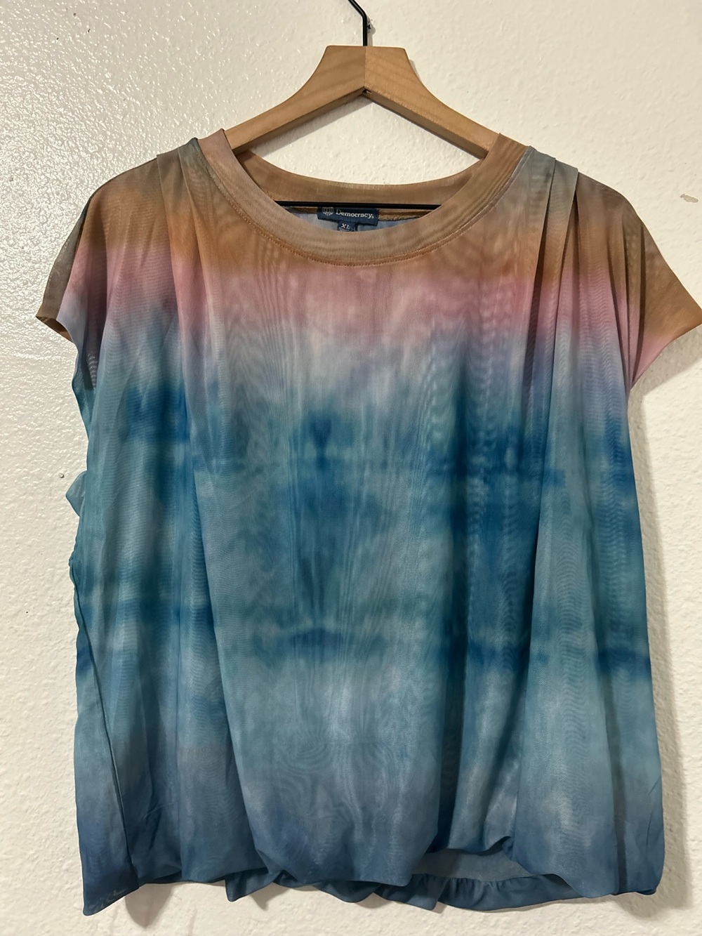 NWT DEMOCRCY OMBRE MESH KNIT TOP BLUE GREEN LIGHTWEIGHT XL